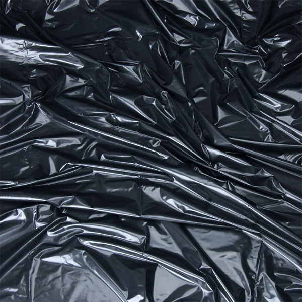 Черная виниловая ткань-простынь для эротических игр - фото 131841