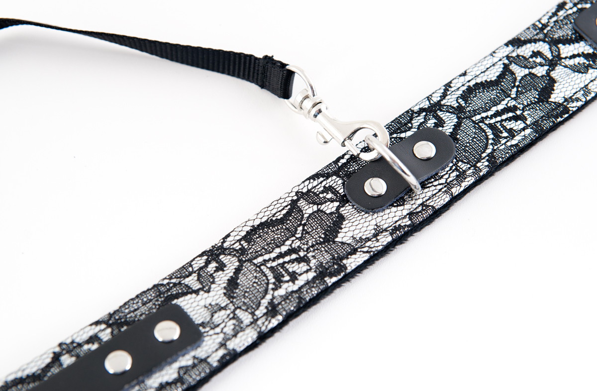 Серебристый кружевной ошейник - фото 137570