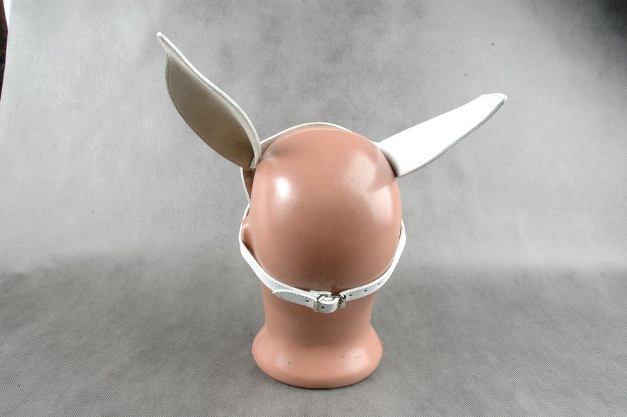 Белая кожаная маска на верхнюю часть лица Е-РАБбит - фото 137838 Белая кожаная маска на верхнюю часть лица Е-РАБбит - фото 137838