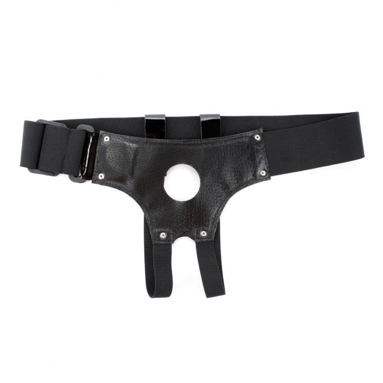 Универсальные лаковые трусики для страпона - фото 138041