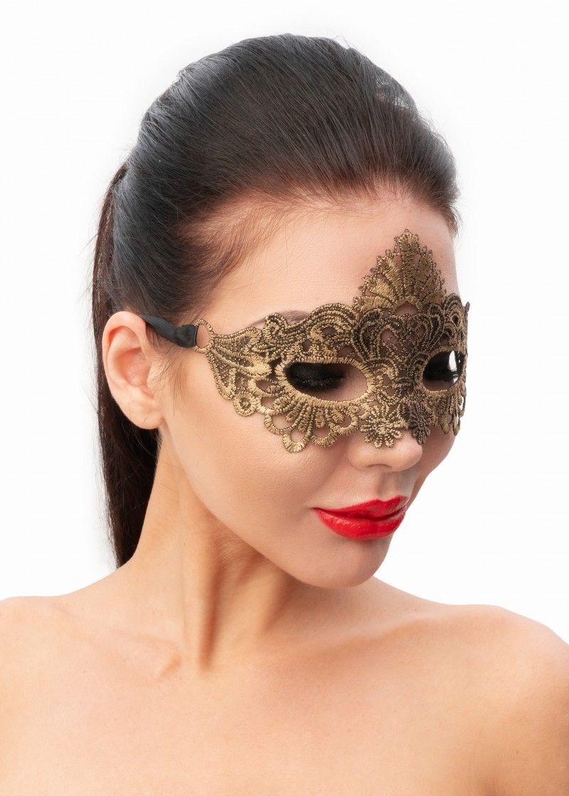 Золотистая женская карнавальная маска - фото 347637