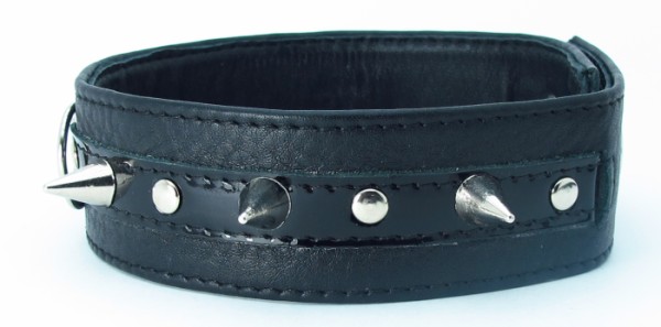 Чёрный кожаный ошейник с металлическими шипами - фото 139407