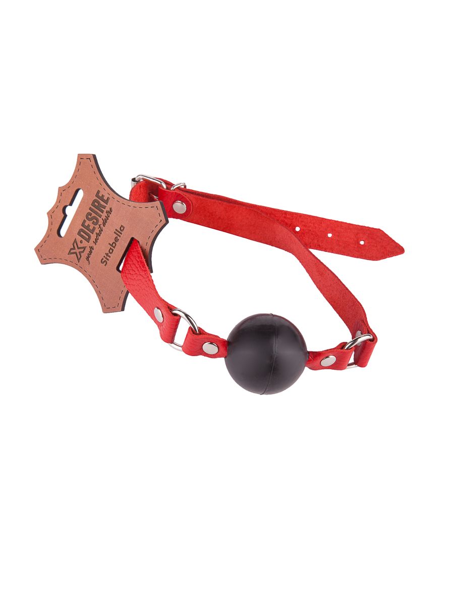 Чёрный кляп-шар с красным ремешком - фото 140495 Чёрный кляп-шар с красным ремешком - фото 140495