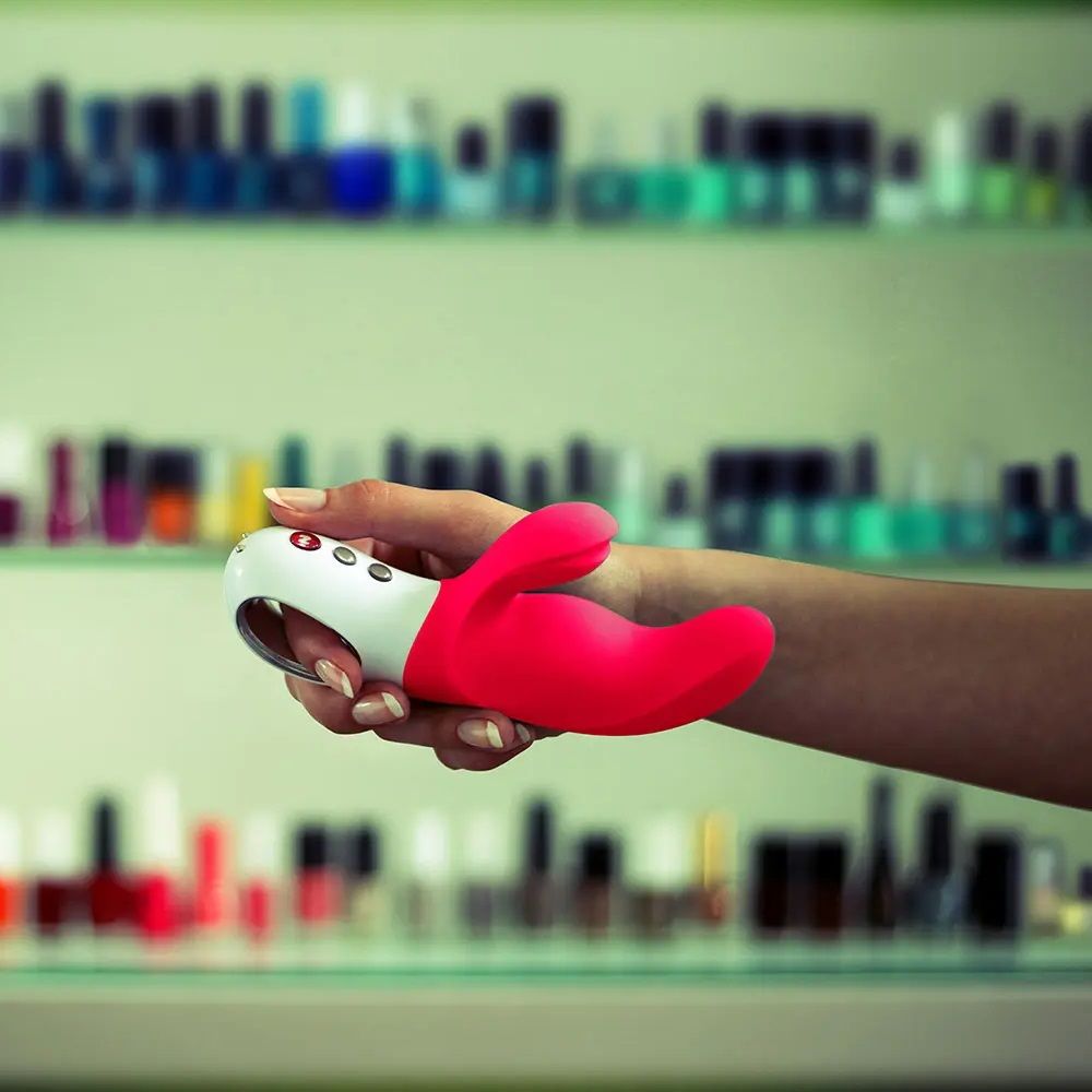 Ярко-розовый вибратор с клиторальным отростком MiSS Bi - 17 см. - фото 141055