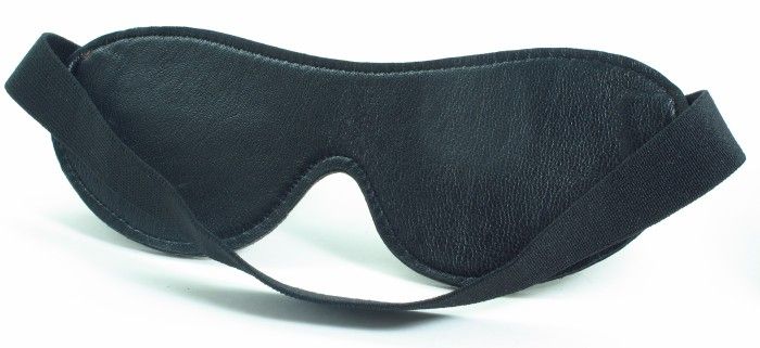 Черная кожаная маска на глаза - фото 144651