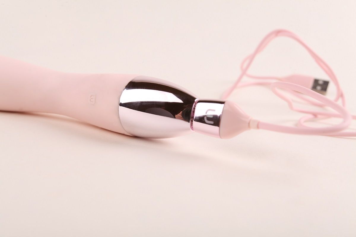 Силиконовый хай-тек вибромассажёр-жираф Giraffe - 16 см. - фото 146229