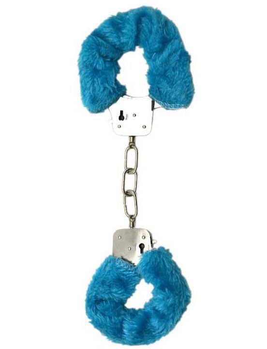 Металлические наручники с голубым мехом