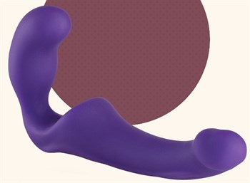 Безремневой фиолетовый страпон Share