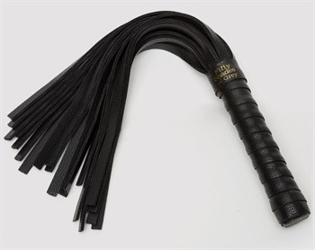 {{photo.Alt || photo.Description || 'Черная кожаная плеть Bound to You Faux Leather Small Flogger - 29,2 см.'}}