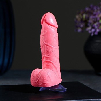 Розовое фигурное мыло  Фаворит  на присоске - 100 гр.
