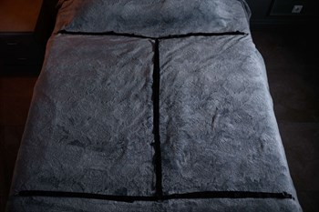 Черно-бежевый замшевый набор фиксации на кровати Sex Game