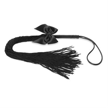 {{productViewItem.photos[photoViewList.activeNavIndex].Alt || productViewItem.photos[photoViewList.activeNavIndex].Description || 'Чёрная плётка Lilly Whip Bijoux'}}
