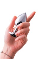 Большая серебристая анальная втулка с чёрным кристаллом - 8,5 см. - фото 279392 Большая серебристая анальная втулка с чёрным кристаллом - 8,5 см. - фото 279392