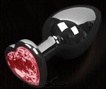 Графитовая анальная пробка с красным кристаллом в виде сердечка - 8,5 см. - фото 100360