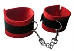 Красно-черные наручники из текстиля с цепочкой на карабине - фото 178188