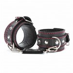Черные наручники из натуральной кожи с красной строчкой - фото 1337068