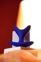 Синяя силиконовая расширяющая анальная пробка Bloom - 8,5 см. - фото 1405143