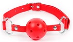 Красный кляп-шарик на регулируемом ремешке с кольцами - фото 1406260