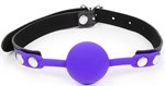 Фиолетовый кляп-шарик с черным ремешком - фото 164314