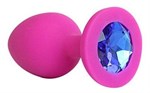 Ярко-розовая анальная пробка с синим кристаллом - 9,5 см. - фото 1423620