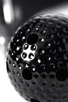 Черный кляп-шарик с отверстиями на регулируемом ремешке  - фото 170261
