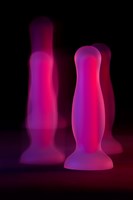 Розовая, светящаяся в темноте анальная втулка John Glow - 12,5 см. - фото 1409154