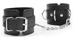 Черные наручники с металлическими застежками и цепочкой - фото 188467