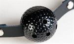 Чёрный пластиковый кляп-шар на кожаных ремешках - фото 1334092