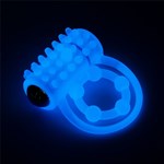 Голубое, светящееся в темноте виброкольцо Lumino Play Vibrating Penis Ring - фото 1351650