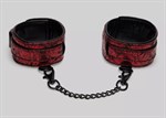 Красно-черные оковы Reversible Faux Leather Ankle Cuffs - фото 1356247