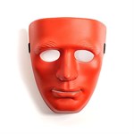 Красная маска из пластика - фото 311896