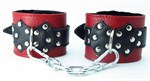 Красно-черные наручники c меховой подкладкой - фото 312792