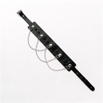 Черный чокер с шипами и металлическими цепочками 321326