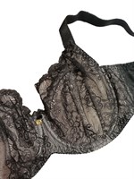 Бюстгальтер plus size на косточках с кружевными мягкими чашками 339053