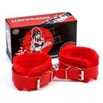 Красные наручники с меховой подкладкой и ремешками - фото 1425998