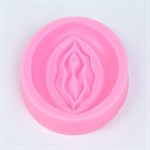 Розовая силиконовая форма в виде вульвы - фото 1426968