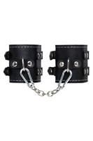 Черные кожаные наручники с двумя ремнями и красной подкладкой - фото 1432562