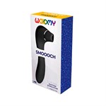 Черный стимулятор Smoooch Clitoral Suction & Vibration - 18,6 см. 519450