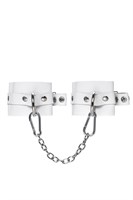 Белые мягкие кожаные оковы с люверсами 523605