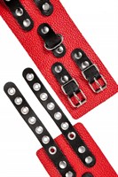 Красно-черные мягкие наручники с двумя ремешками с люверсами 523612