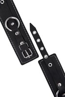 Черные двухслойные наручники с белой строчкой 523633