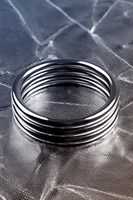 Металлическое кольцо на пенис 524813