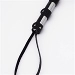 Черный кожаный флоггер со стальной ручкой - 45 см. 525005 Черный кожаный флоггер со стальной ручкой - 45 см. 525005