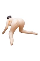 Телесная надувная секс-кукла в позиции догги-стайл 531155