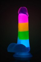 Яркий люминесцентный фаллоимитатор Rainbow Rave - 16,5 см. 531328