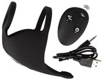 Черная вибронасадка для эрекции и стимуляции мошонки Cock ring with RC ball massager 531690
