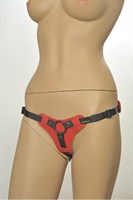 Красно-чёрные трусики для фиксации насадок кольцом Kanikule Leather Strap-on Harness  Anatomic Thong - фото 52632