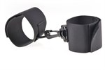 Мягкие нейлоновые наручники с карабином Beginner s Nylon Cuffs - фото 52941
