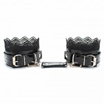 Изысканные чёрные наручники с кружевом - фото 1335789