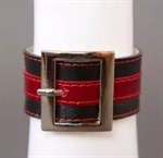 Чёрно-красный браслет с квадратной пряжкой - фото 468741